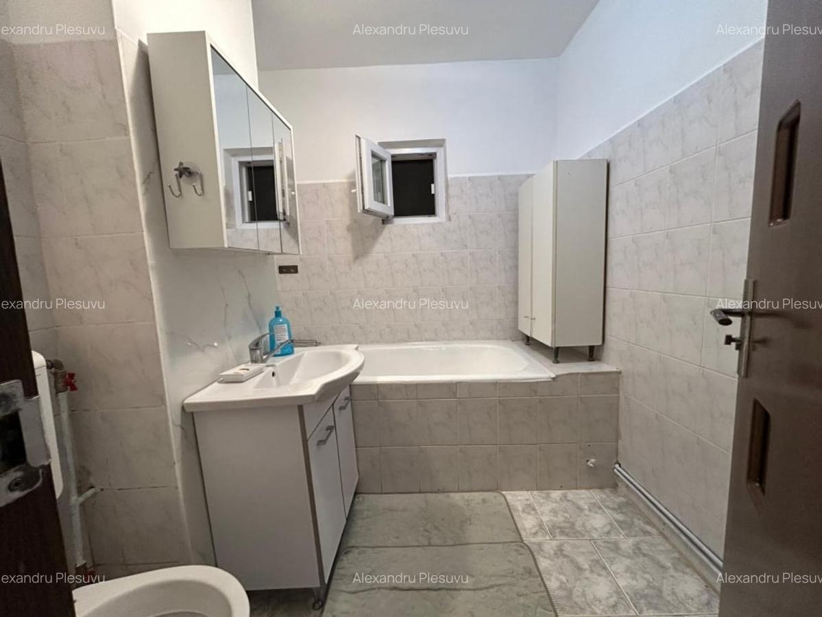 INCHIRIERE-APARTAMENT 3 CAMERE-DECOMANDAT-NICOLINA - 14