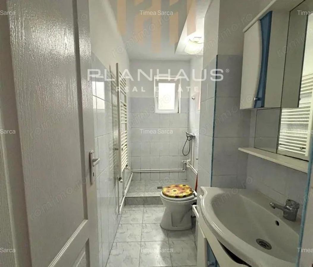 Inchiriere - apartament 2 camere, etaj 1, str. Neptun - zona Garii - 1