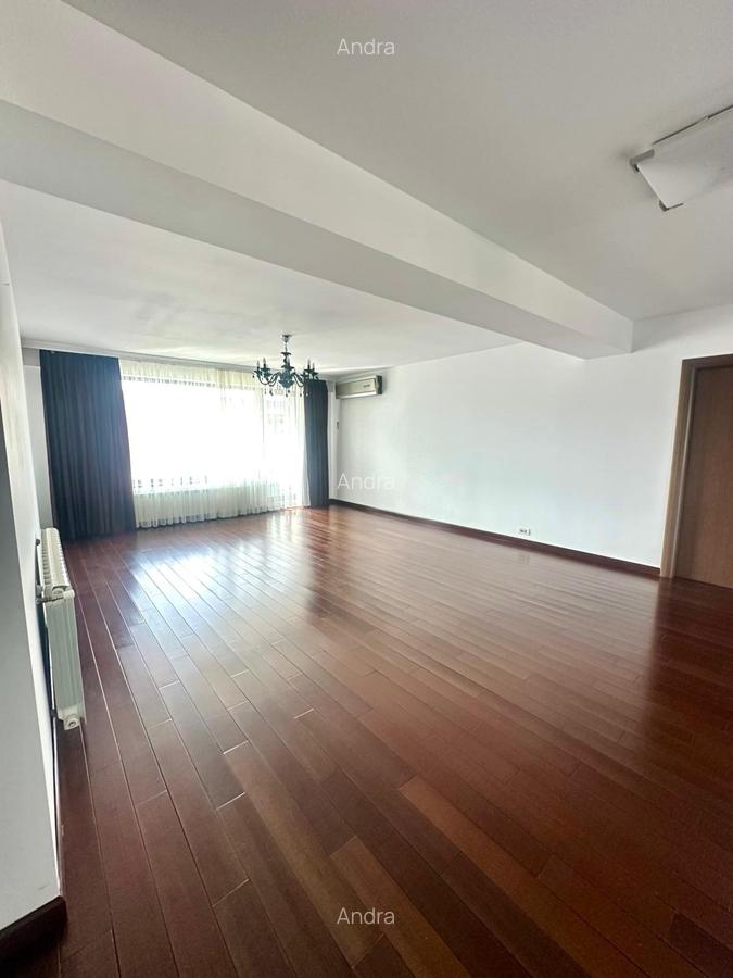 Apartament cu 7 camere, mobilat în Băneasa - 11