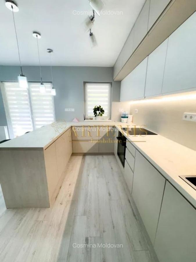 Casa individuala, decomandata,  4 camere, 250 mp., teren 1600 mp., zona Centura - 3