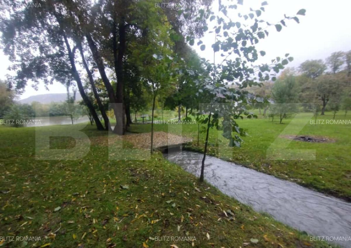 Casa cu 5 camere, 116 mp+teren 83 ari +lac de pesti, zona B - 13