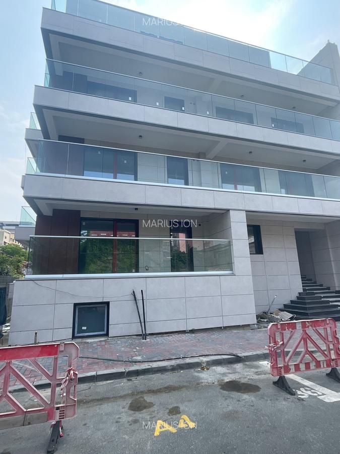 Apartament cu 2 camere decomandat în Decebal - 1