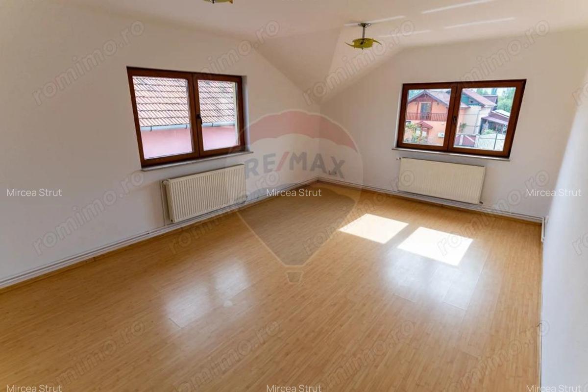 Vila /Pensiune 6 camere in Cristur, jud Hunedoara - 12