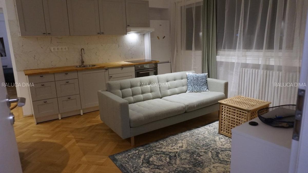 APARTAMENT CU TERASA GENEROASA! - 1