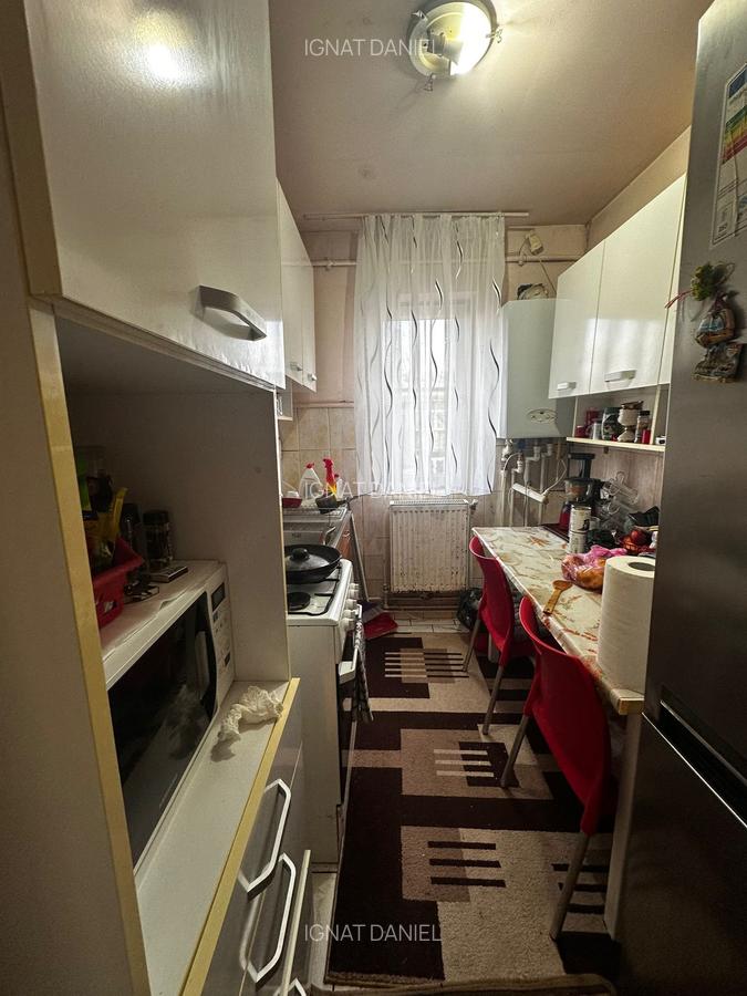 Apartament cu 2 camere, zona Zimbru - 3