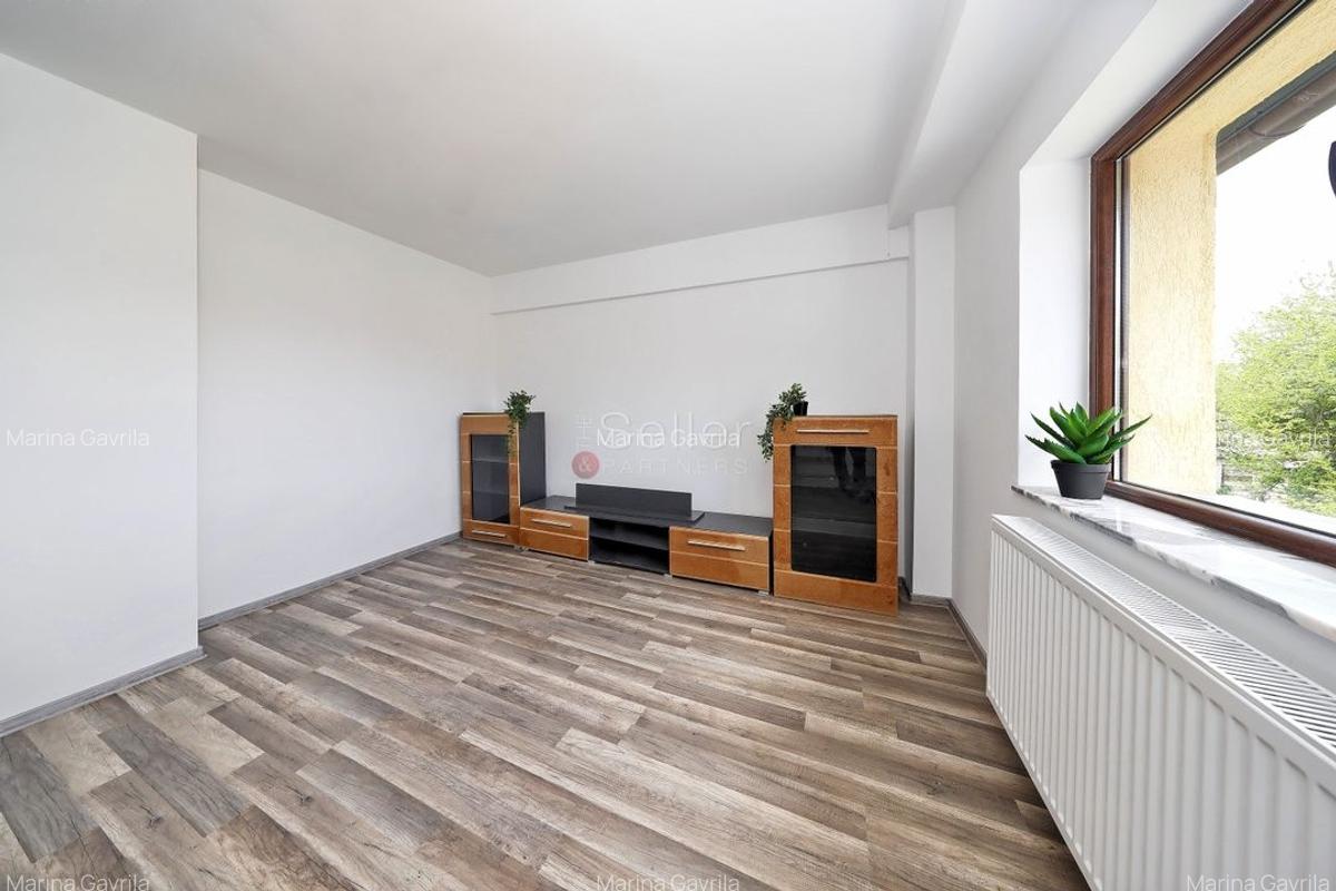 Apartament mobilat utilat si curte proprie - 3