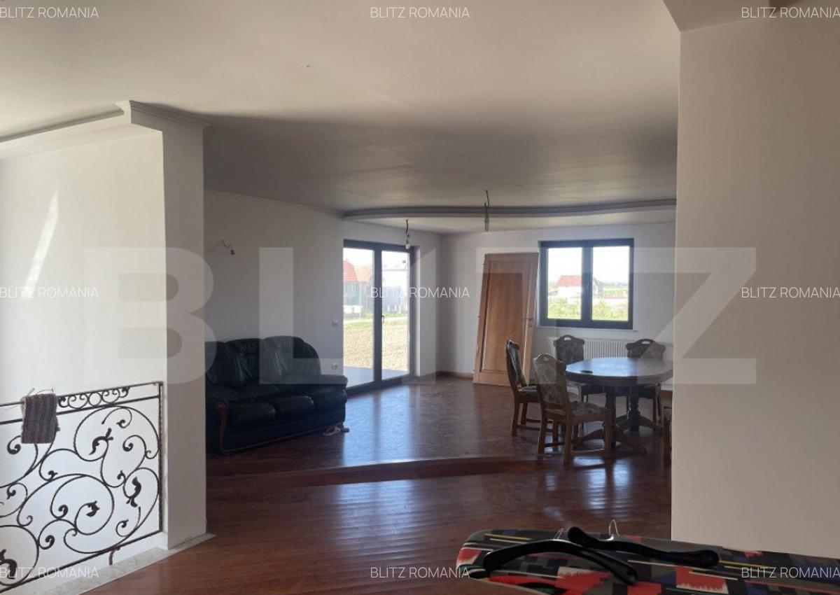 Casa de vanzare | 384mp construiti | Botiz - 9