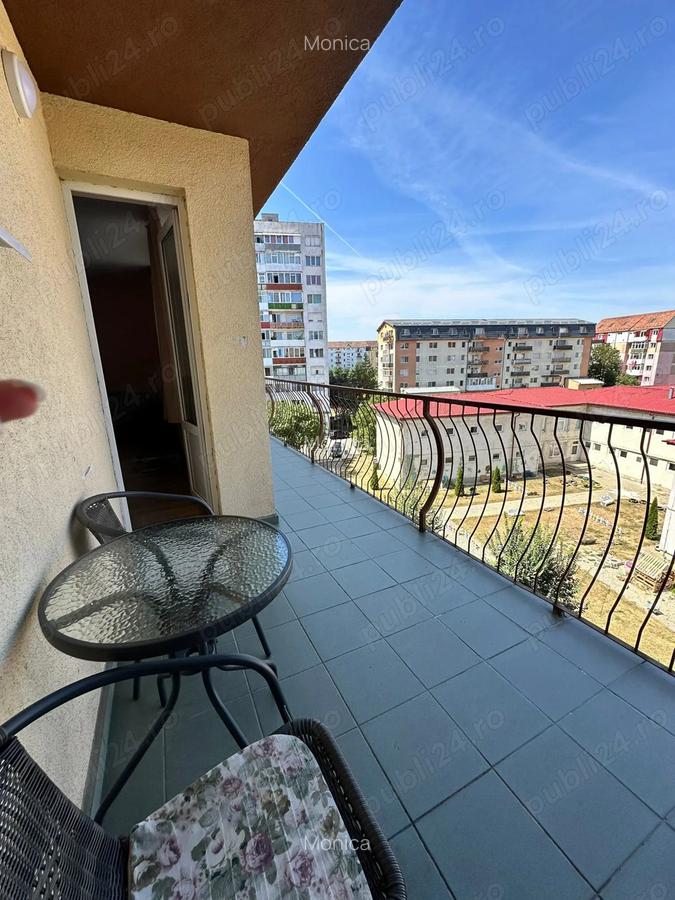 Locuin?a spa?ioasa, situata intr-o zona buna,cu camere luminoase ?i separate,complet mobilata. - 9