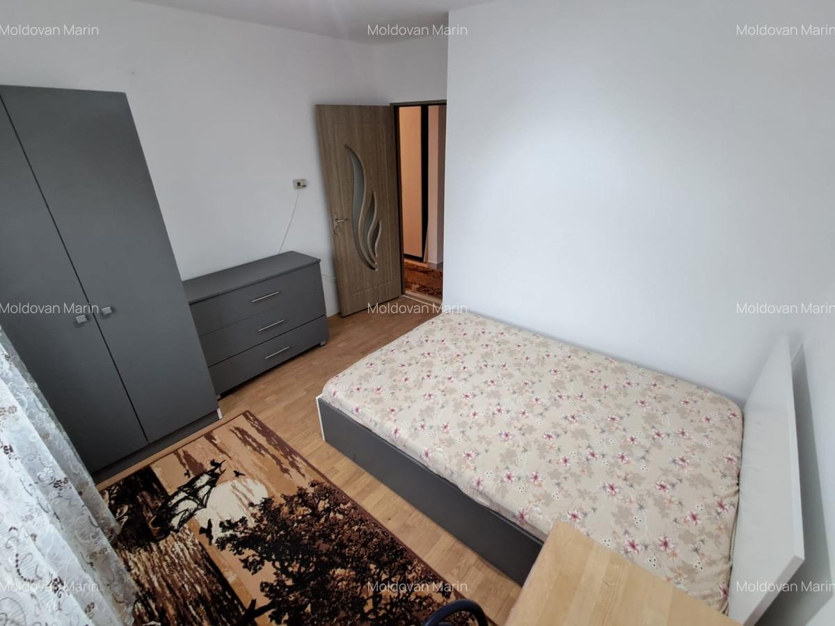 Ap.2 cam 57 mp dec. Renovat et.3,2 balcoane, Aleea Barsei Marasti - 1