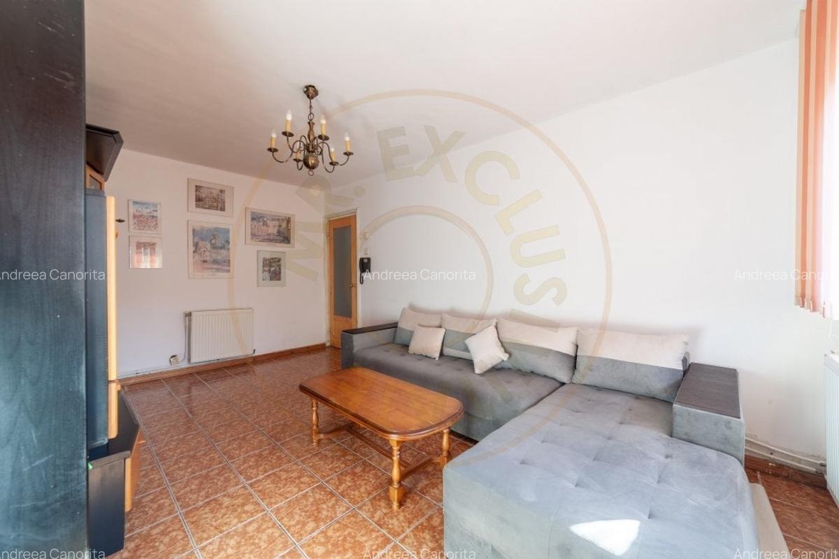 Apartament de 3 camere Campulung zona Visoi - 2