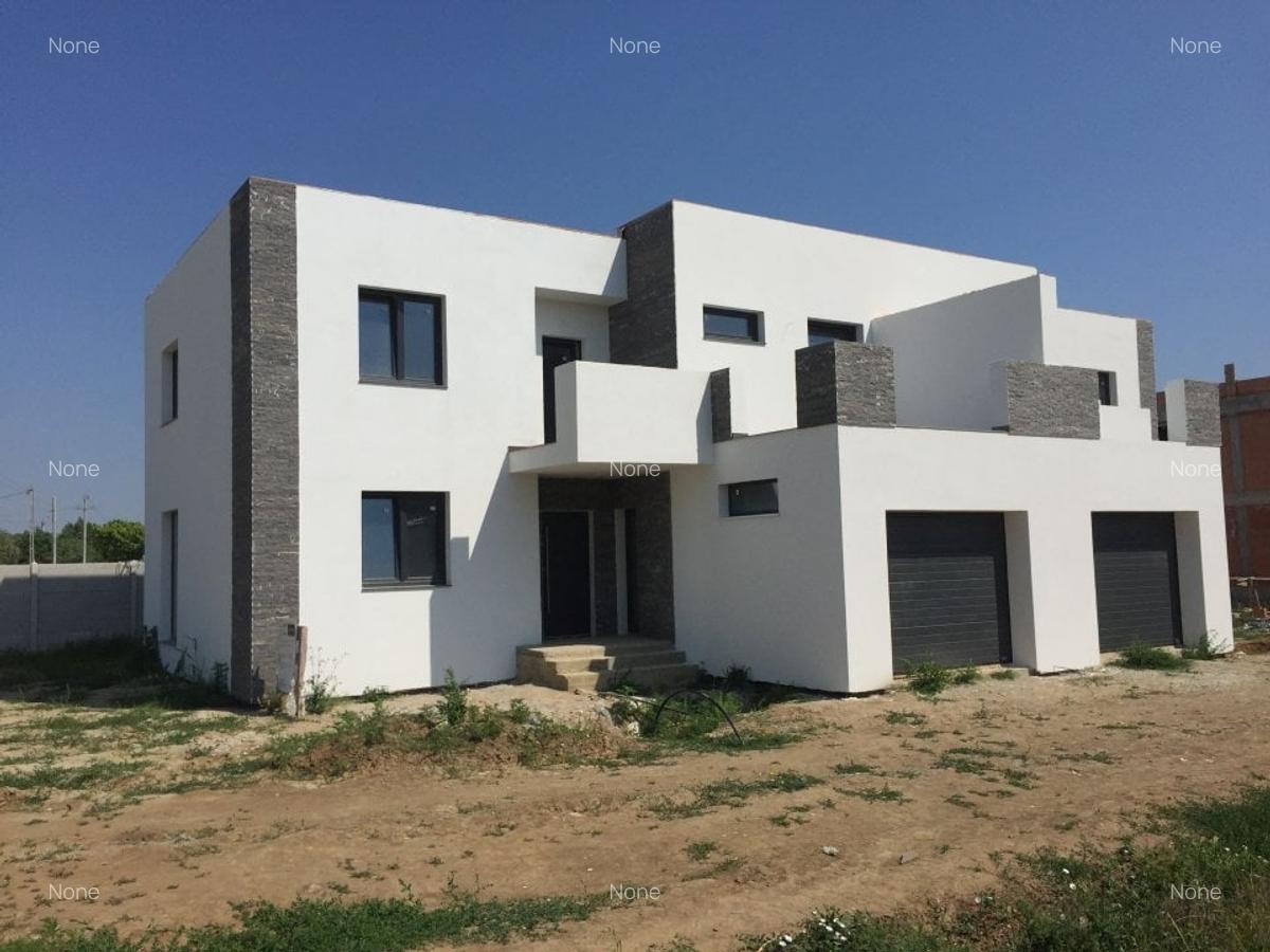 Casă cu 5 camere în Rahova - 1