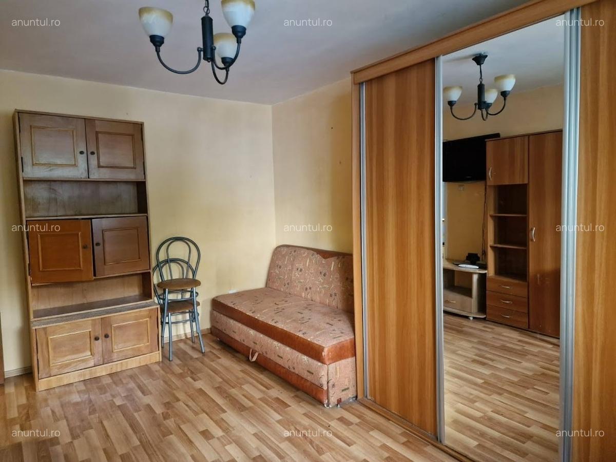 Drumul Taberei, Plaza Romania - 8