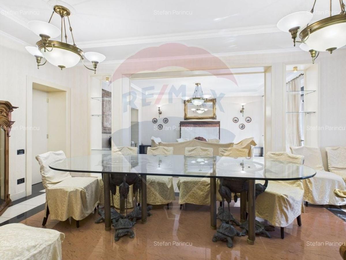 Vila spectaculoasa in Balotesti, curte 5000 mp si piscina interioara - 7