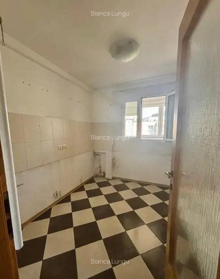 Apartament de 3 camere ( 500M Metrou )-Crangasi - 5