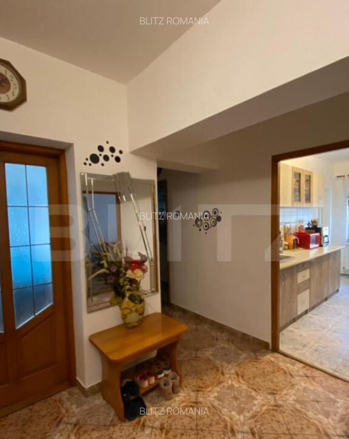 Apartament cu 3 camere, decomandat in Codlea - 10