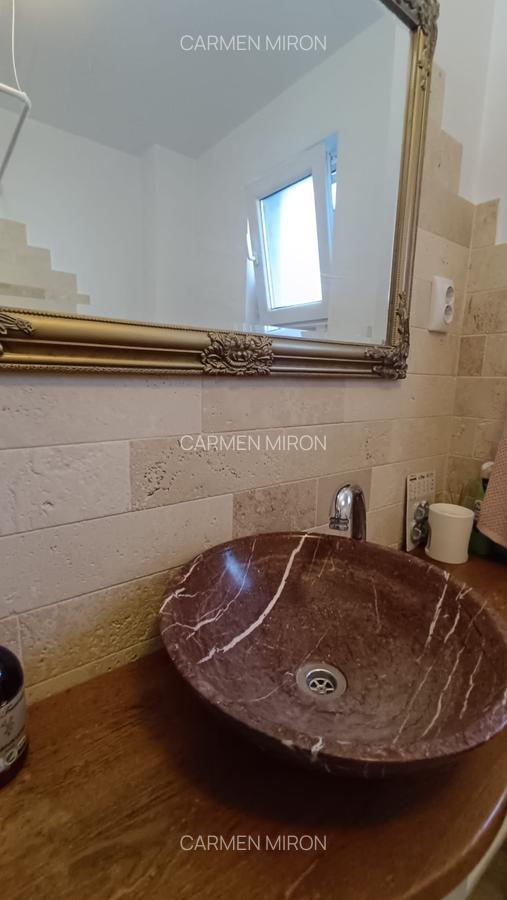 Apartament cu 3 camere semidecomandat, mobilat în Central - 7