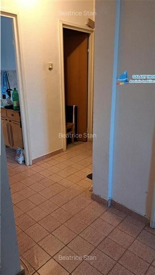 Vanzare apartament 3 camere decomandat DRUMUL TABEREI / FRIGOCOM - 15