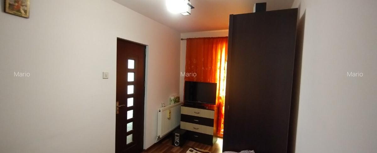 Vand Apartament CF2 Et 4 vedere pe fata recent renovat - 4