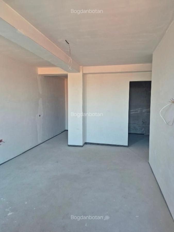 Apartament 3 camere, ultracentral, Oradea, strada Avram Iancu - 8