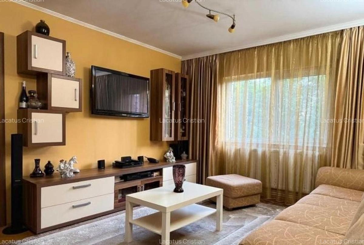 APARTAMENT 3 CAMERE SEMIDECOMANDAT CONFORT 1 ZONA CET - 3