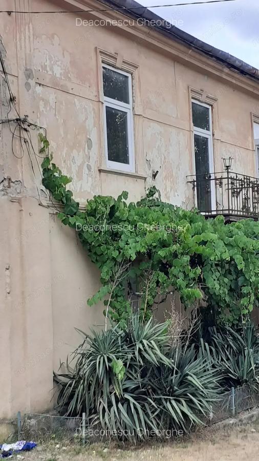 Vand la casa ap.3 cam.Bocsa Montana - 1