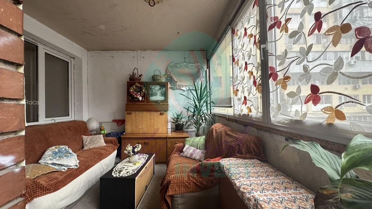 Apartament cu 3 camere decomandat în Pantelimon - 3