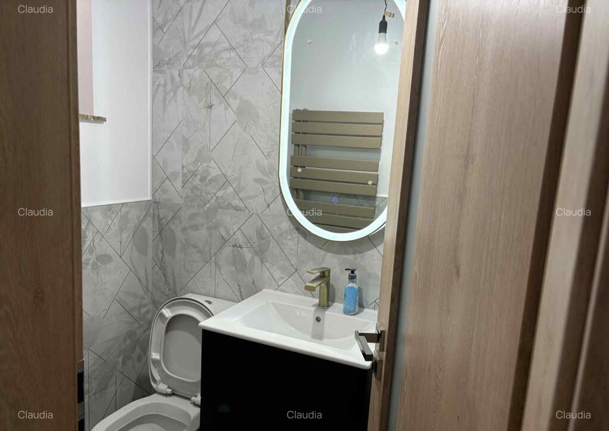 Apartament de 3 camere zona Calea Bucuresti(zona Liceul de Informatica - 7 Apartament de 3 camere zona Calea Bucuresti(zona Liceul de Informatica - 7