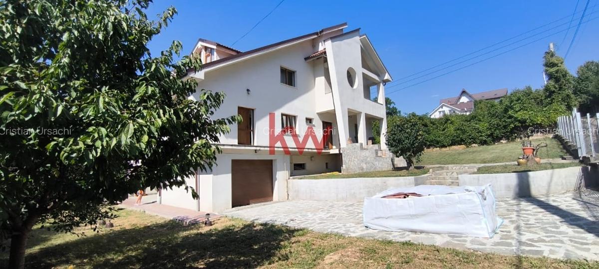 Casa individuala spatioasa  - pret excelent - 2