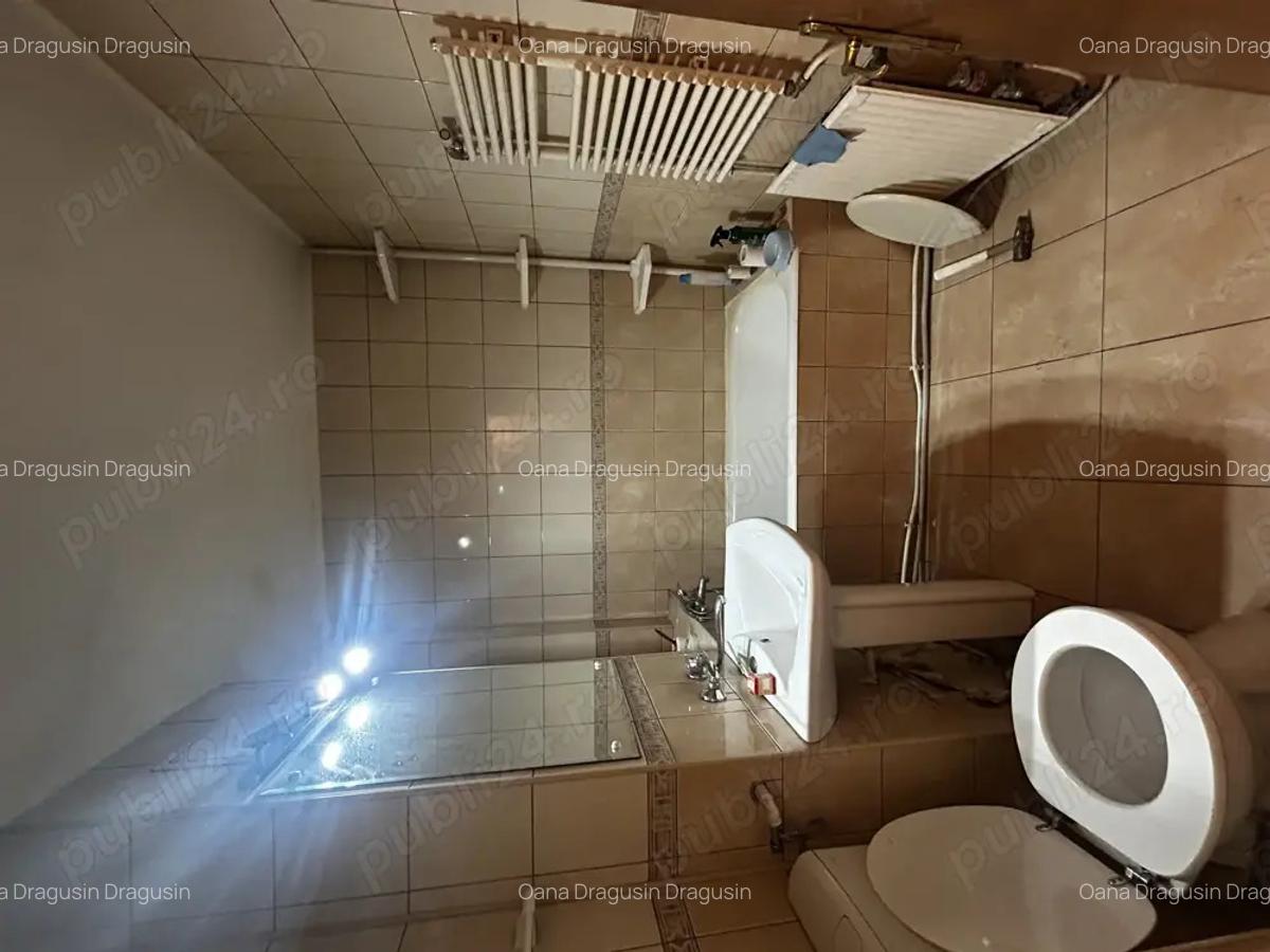 Apartament de vanzare 3 camere zona centrala - 5