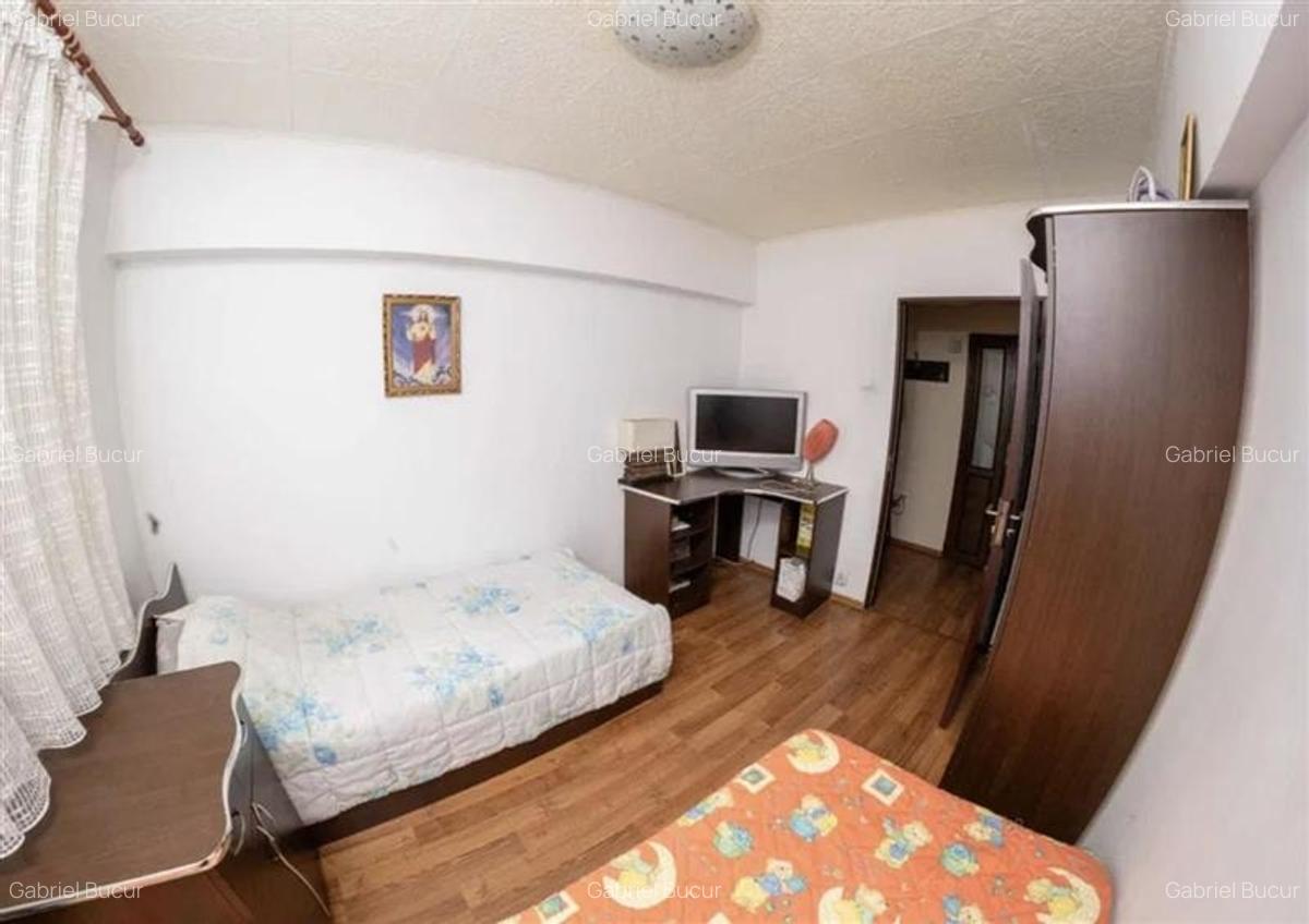 Vanzare Apartament 3 Camere Decomandat Sos.Giurgiului - 5