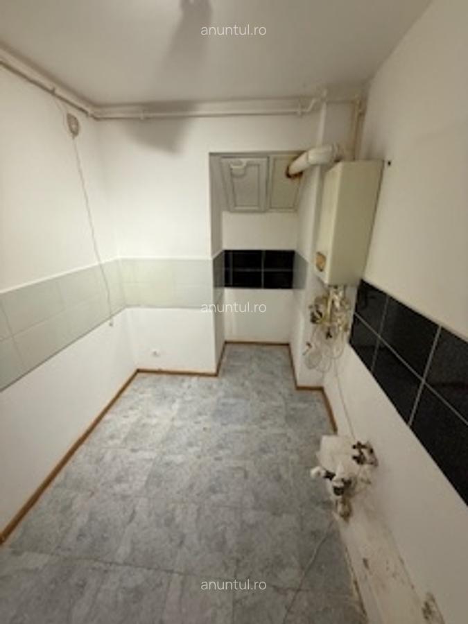 Giulesti, Str Agnita, bloc 2016, Ap 3 camere, 85 mp pret 84000 euro - 18