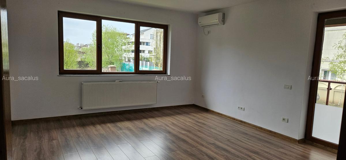 Apartament cu 3 camere decomandat în Sisești - 3