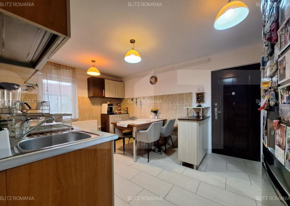 Apartament de vanzare, cu 2 camere, spatios, zona Aradului - 15