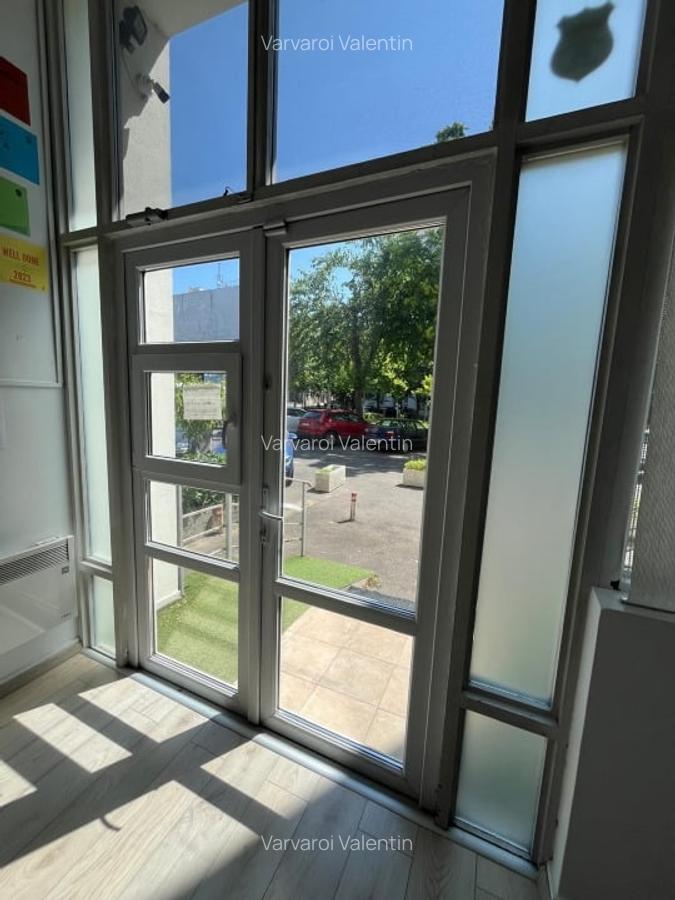 Spatiu comercial stradal Bd.Unirii - Traian - 70 mp - 2