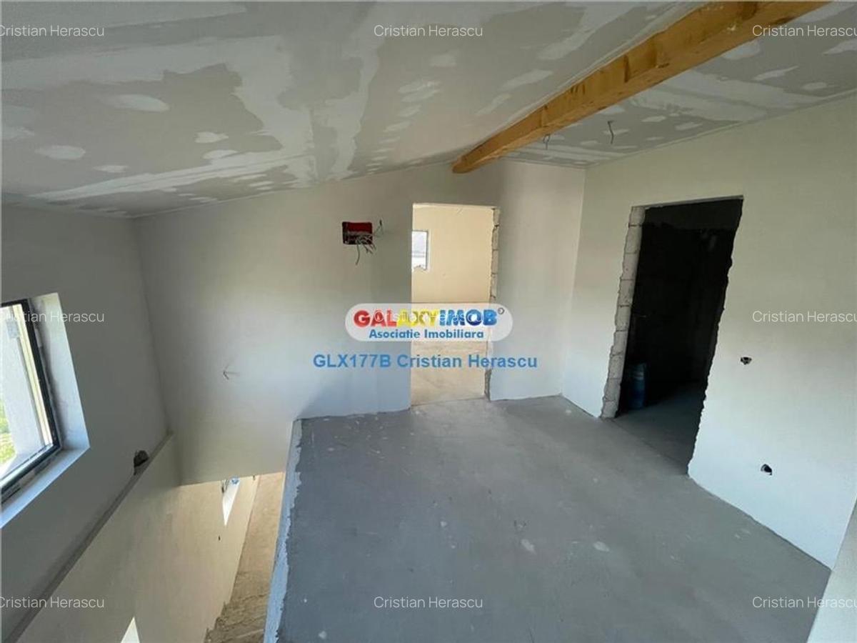 Casă cu 5 camere în Crevedia - 13