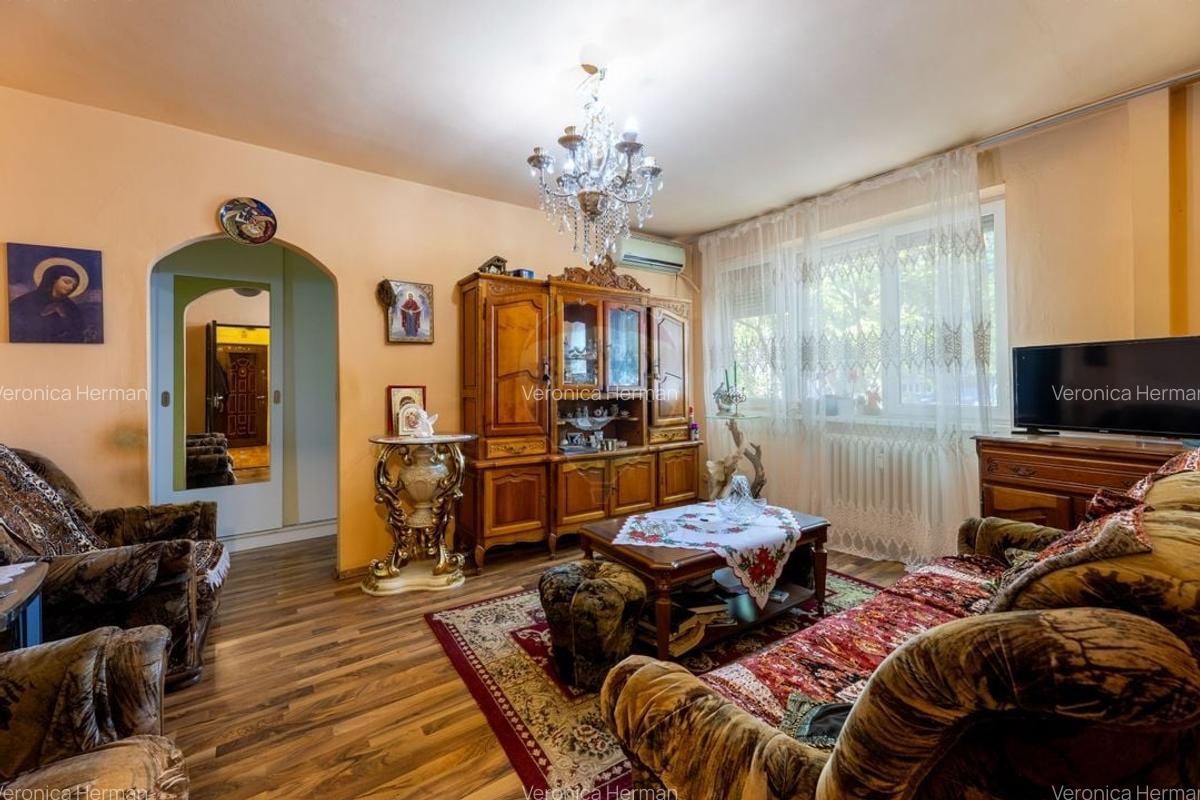 Apartament cu 3 camere de inchiriat in zona P-ta Garii - 5