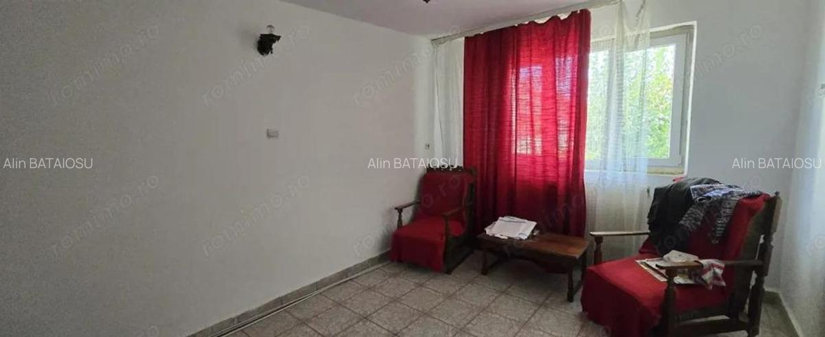 Casa de vanzare Strada Grivi?ei, Targu Jiu - 11 Casa de vanzare Strada Grivi?ei, Targu Jiu - 11