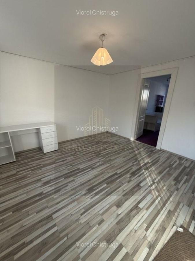 Apartament spatios cu 3 camere - 3