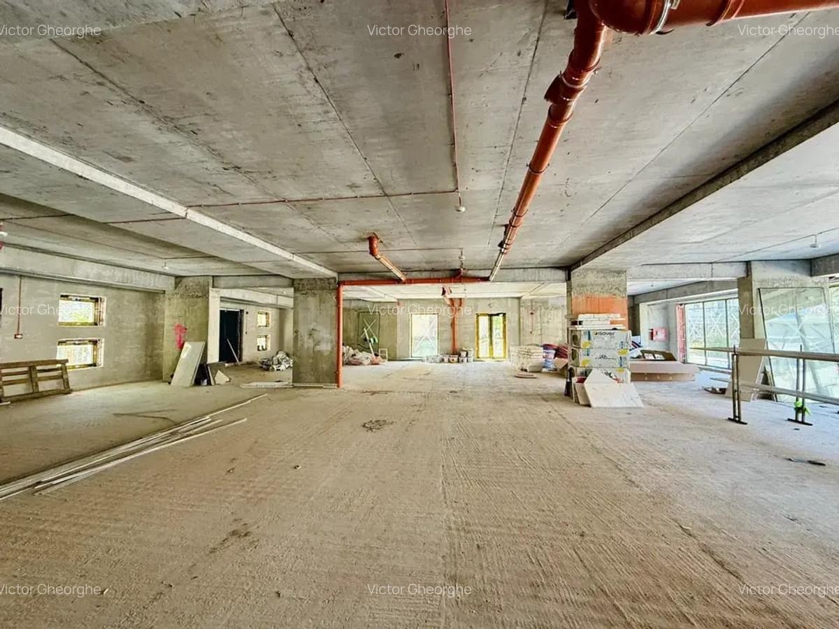 Spatiu comercial /Metrou 1 Decembrie 1918 bloc nou 600mp / 15 parcari - 5