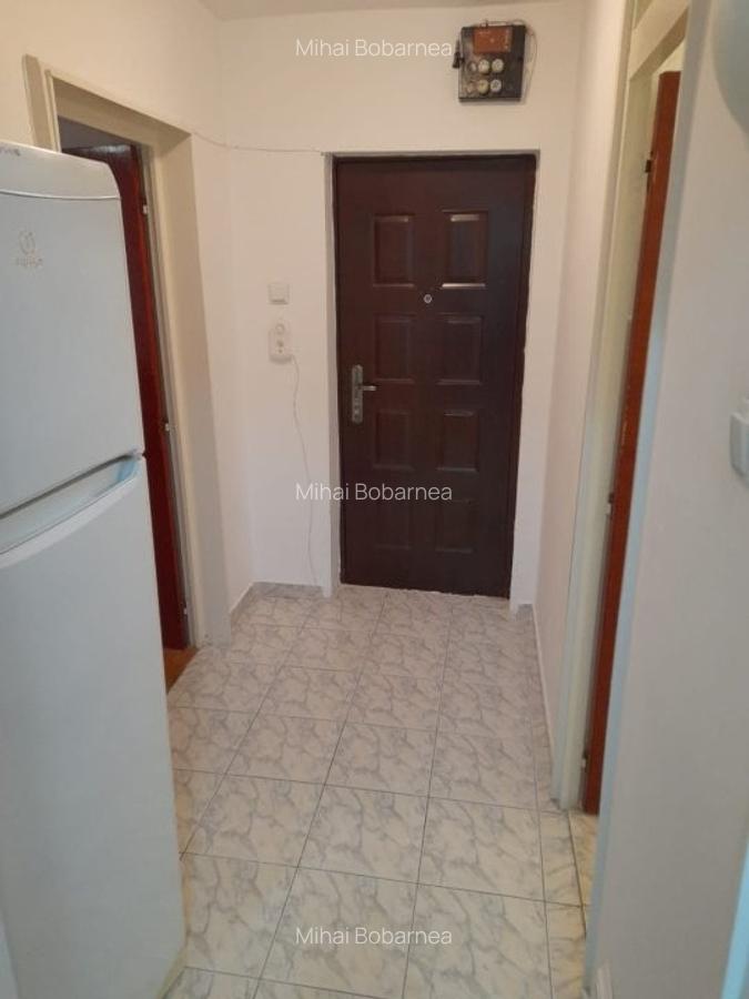 Garsonieră decomandată, mobilată în Panduri - 8