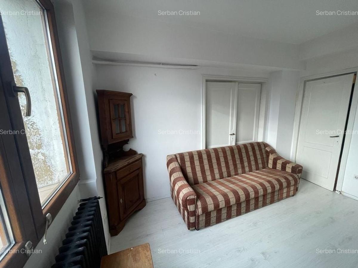 Central Coltea apartament 3 cmaere de inchiriat - 15