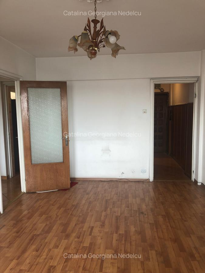 Obor, ap. 3 camere, 72mp, et.7, decomandat, 110.000Euro - 5