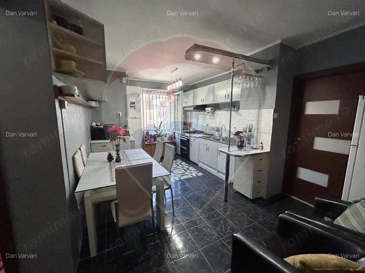 Apartament 3 camere in zona Central (zona OMV) Salonta - 6