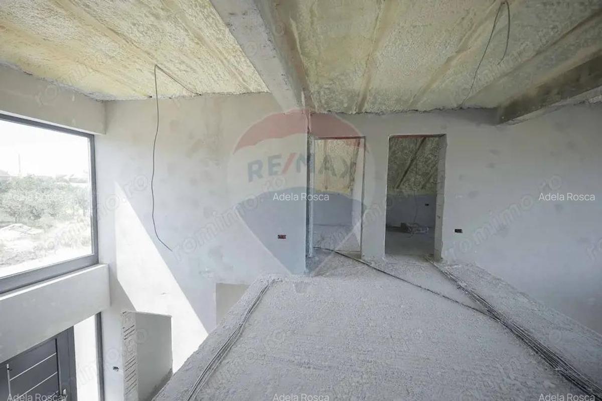 Casa de vanzare cu 4 dormitoare, teren 573 mp, in Sanmartin - 10