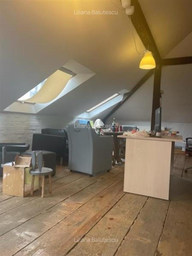 Mansarda primitoare, open space 153 mp, intr-o cladire de birouri, curte - 4 Mansarda primitoare, open space 153 mp, intr-o cladire de birouri, curte - 4