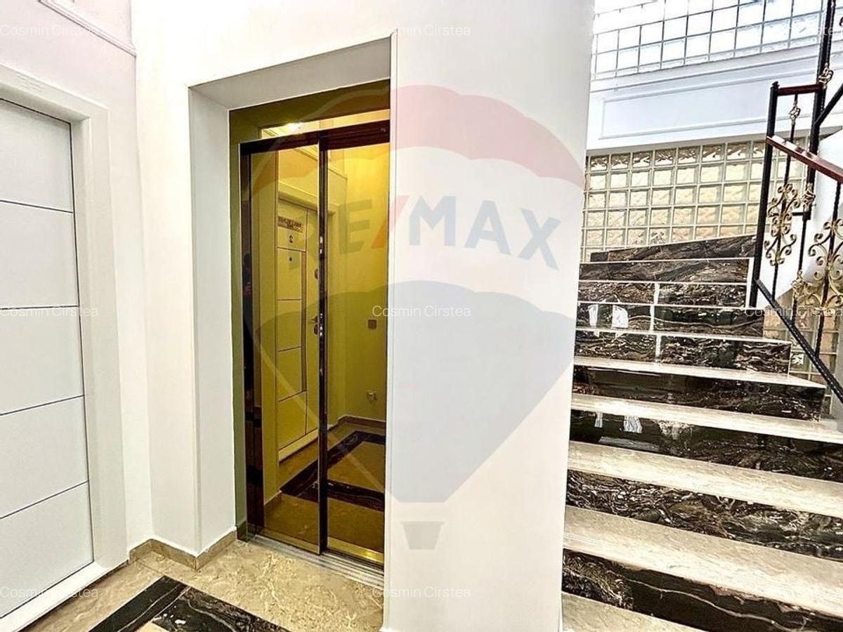 DE VANZARE Apartament cu 4 camere in zona Straulesti - 19