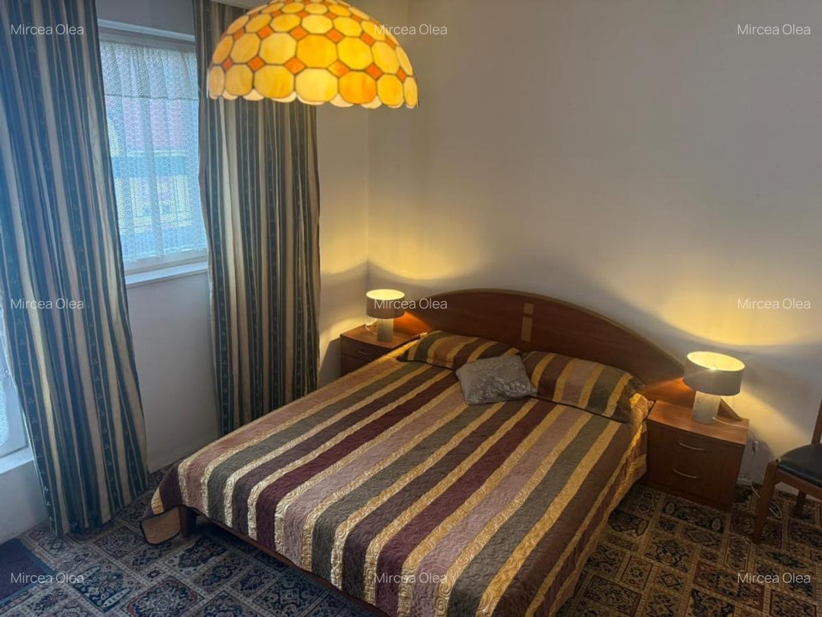 Apartament 5 camere-Scoala de Inot - 3