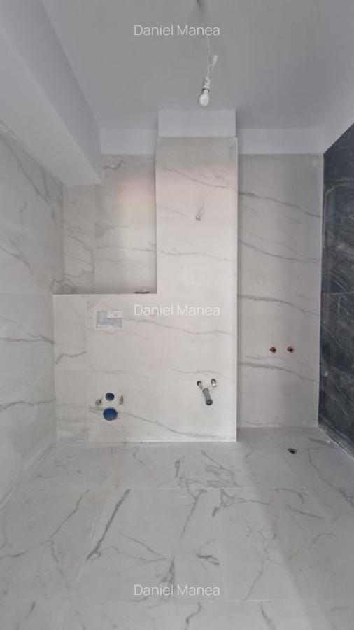 Titan 2 camere decomandat 65 mp + LOC PARCARE GRATUIT - 10