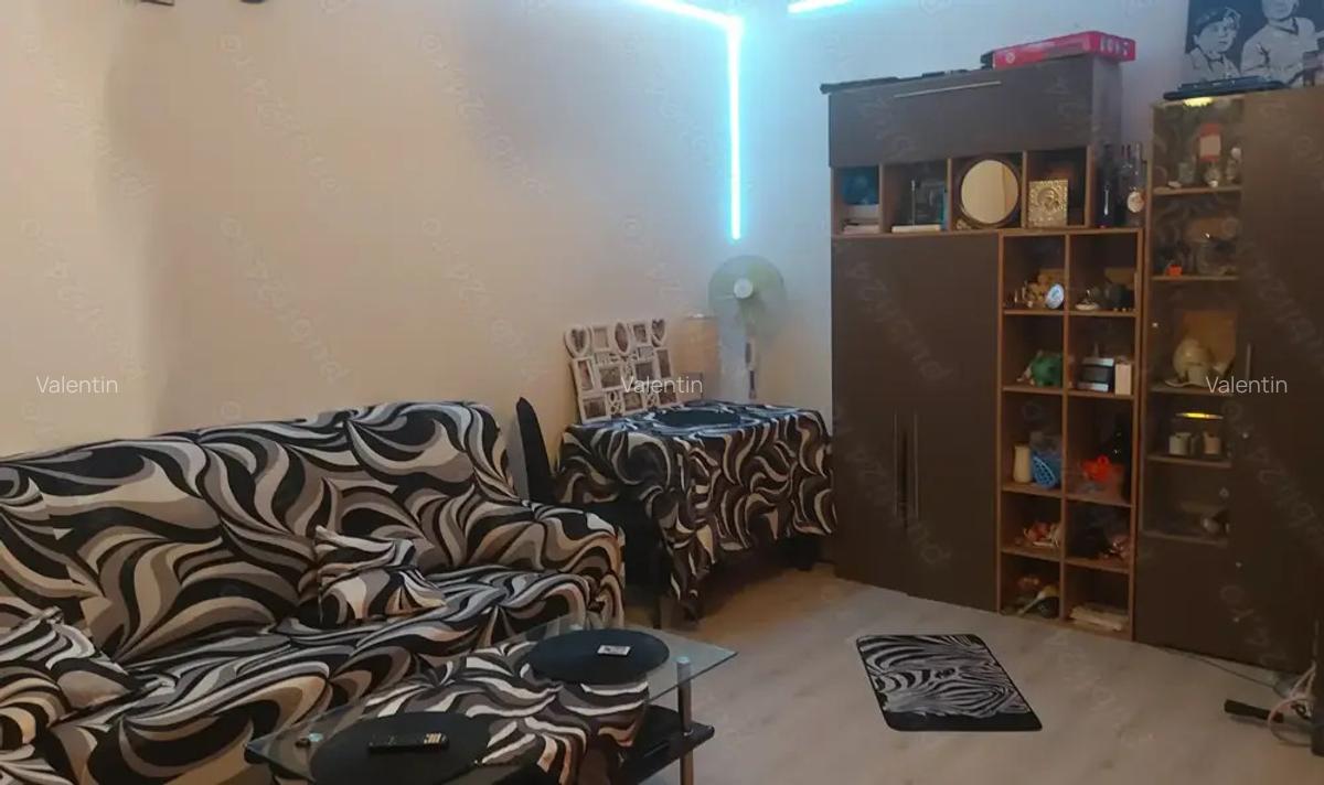 Propietar ,vand apartament 3 camere 76mp utili - 2 Propietar ,vand apartament 3 camere 76mp utili - 2