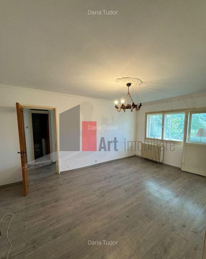 De vanzare Apartament 3 camere, Sector 4 - 2 De vanzare Apartament 3 camere, Sector 4 - 2